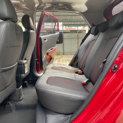 Ghế Ngồi Hyundai I10 2019 đỏ