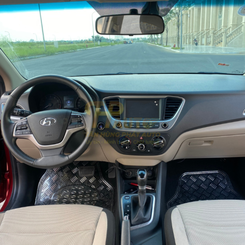 Khoang Lái Hyundai Accent 2020 Tiêu Chuẩn