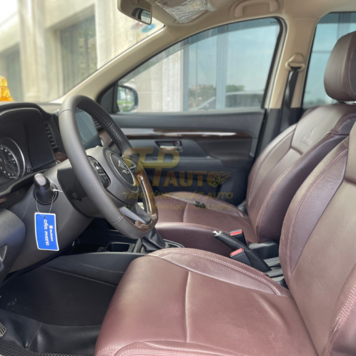 Khoang Lái Suzuki Ertiga 2020 Bạc