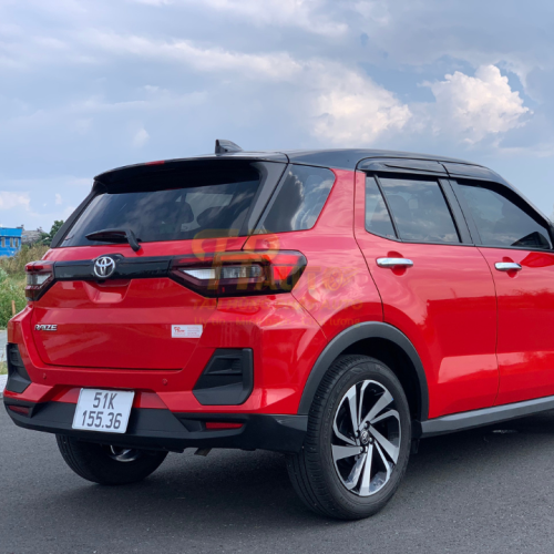 Đuôi Xe Toyota Raize 2021 đỏ
